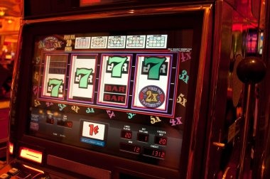 Kode Alam baccarat table with cards and betting layout